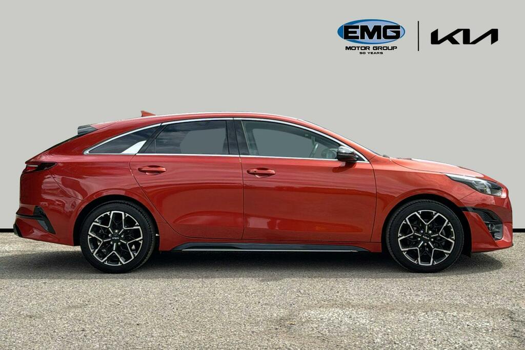 Kia Proceed 1.5 T Gdi Gt Line Shooting Brake Orange #3