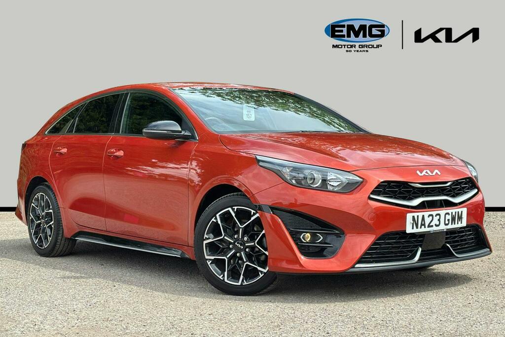 Kia Proceed 1.5 T Gdi Gt Line Shooting Brake Orange