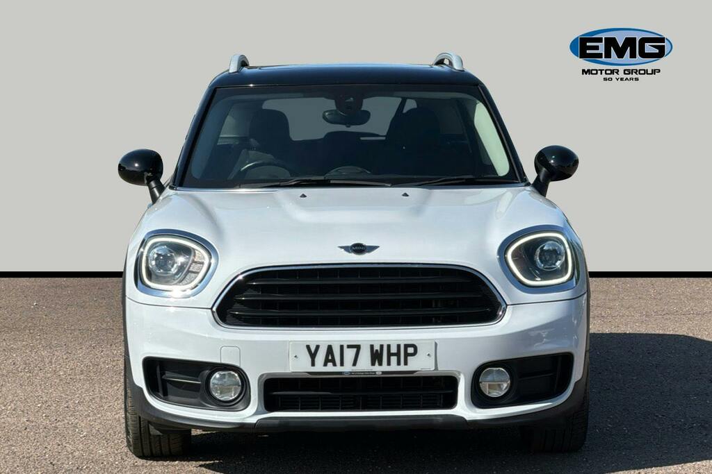 Mini Countryman 1.5 Cooper Suv Ss White #2