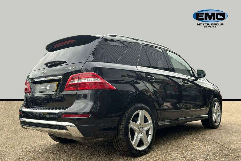 Mercedes-Benz M Class 2.1 Ml250 Bluetec Amg Line Suv G Tronic Black #6