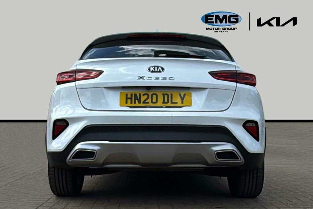 Kia Xceed 1.4 T Gdi 3 Suv Dct Ss White #5