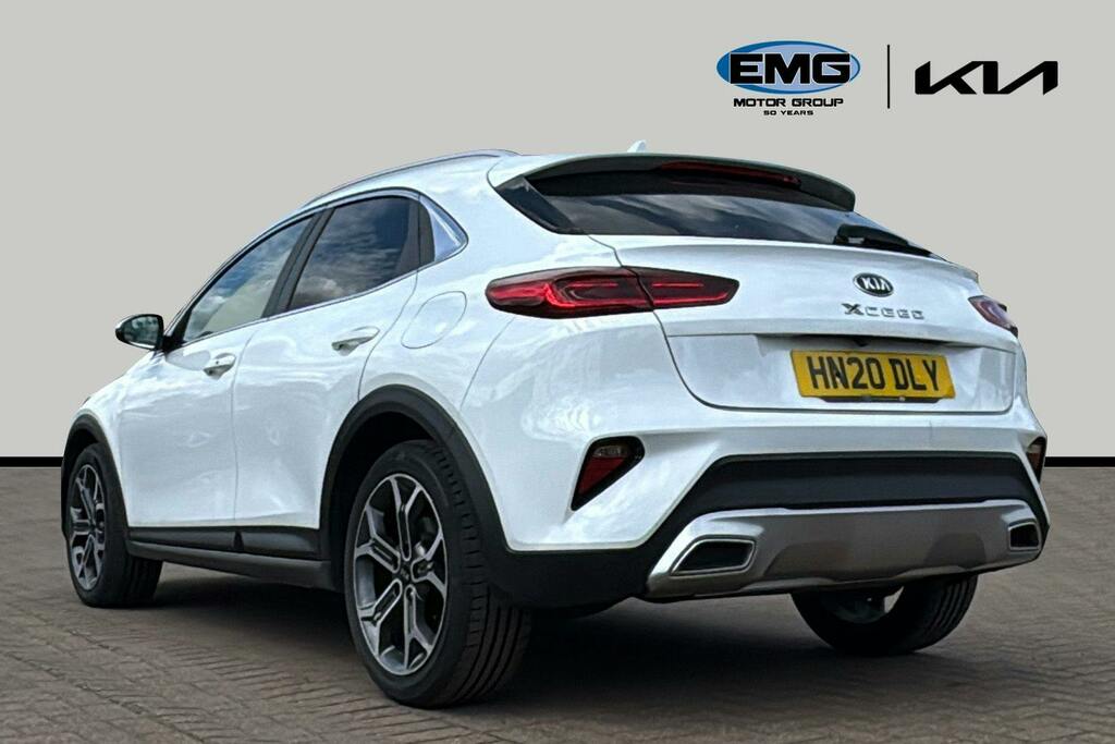 Kia Xceed 1.4 T Gdi 3 Suv Dct Ss White #4