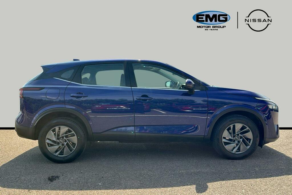 Nissan Qashqai 1.3 Dig T Mhev Acenta Premium Suv Hybri DP73AFO Blue #3