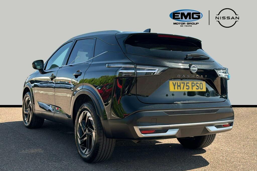 Nissan Qashqai 1.3 Dig T Mhev N Connecta Suv Hybrid Ma YH75PSO Black #4