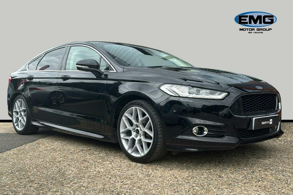 Ford Mondeo 2.0T Ecoboost Titanium Hatchback Black