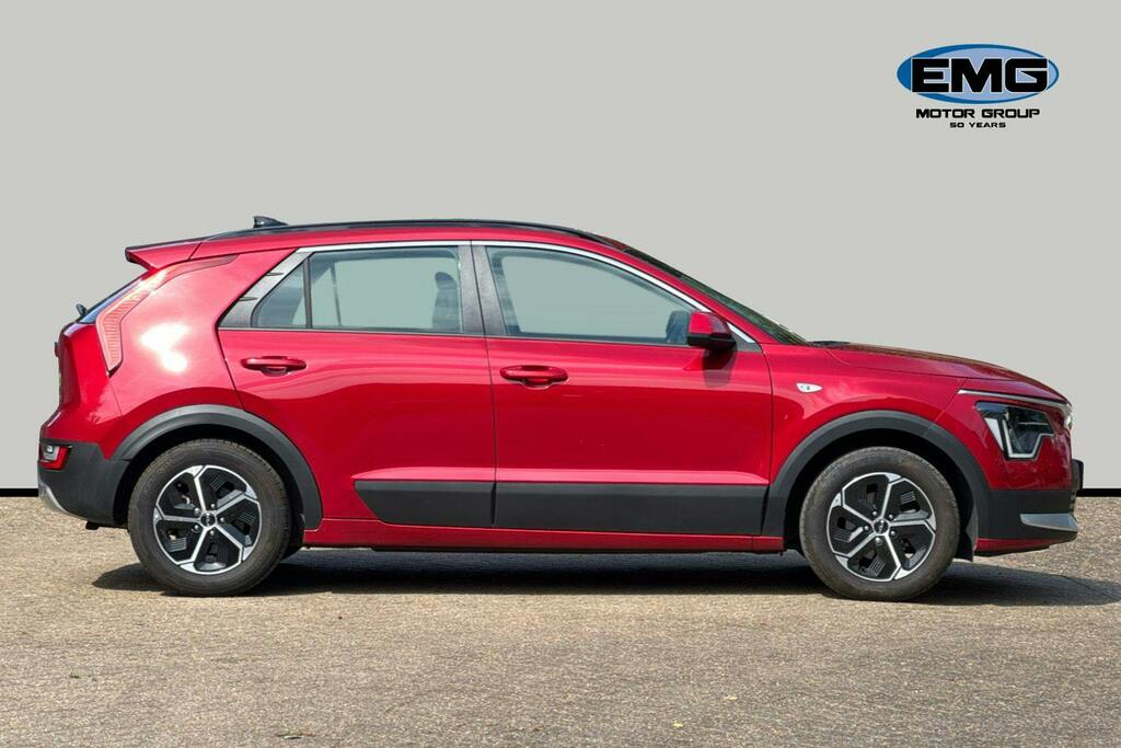 Kia Niro 1.6H Gdi 2 Suv Hybrid Dct Ss DE23ZFP Red #3