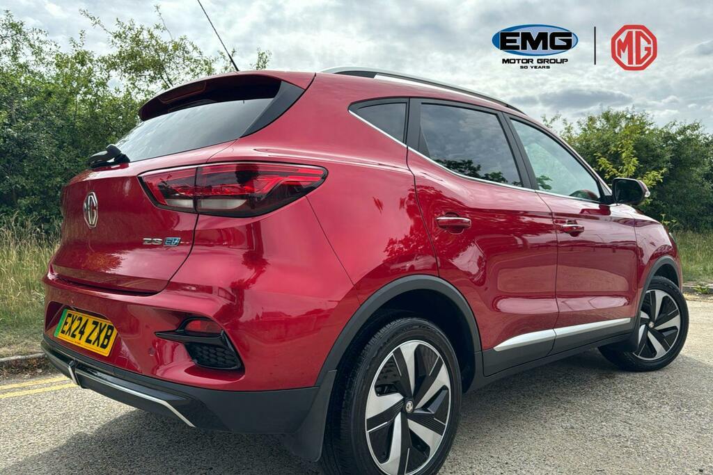 MG ZS 72.6Kwh Trophy Connect Long Range Suv Red #6