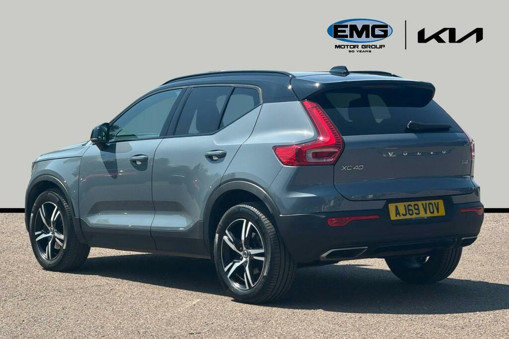 Volvo XC40 2.0 T4 R Design Suv Awd Ss Grey #4