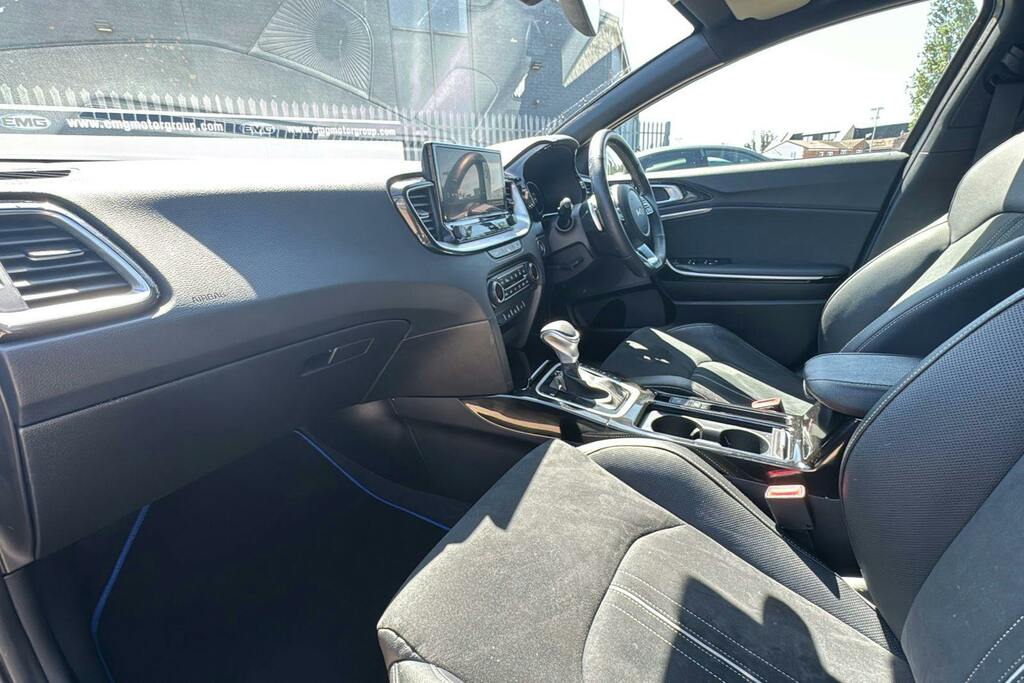 Kia Proceed 1.5 T-gdi Gt-line S Shooting Brake Dct Black #10