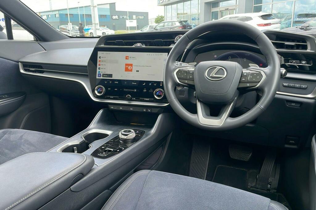 Lexus RZ 450E 230Kw Direct4 Takumi 71.4 Kwh  #9