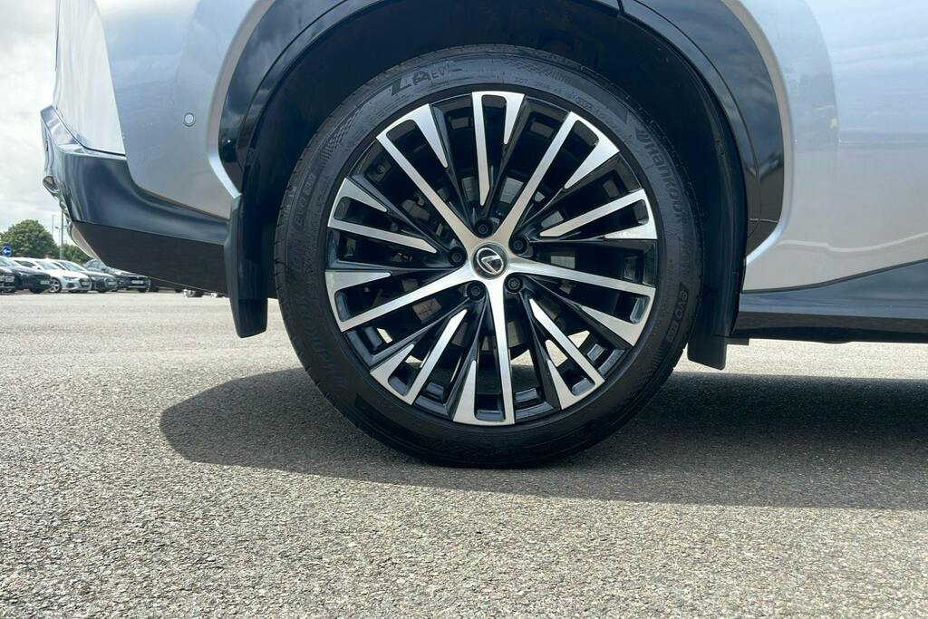 Lexus RZ 450E 230Kw Direct4 Takumi 71.4 Kwh  #7