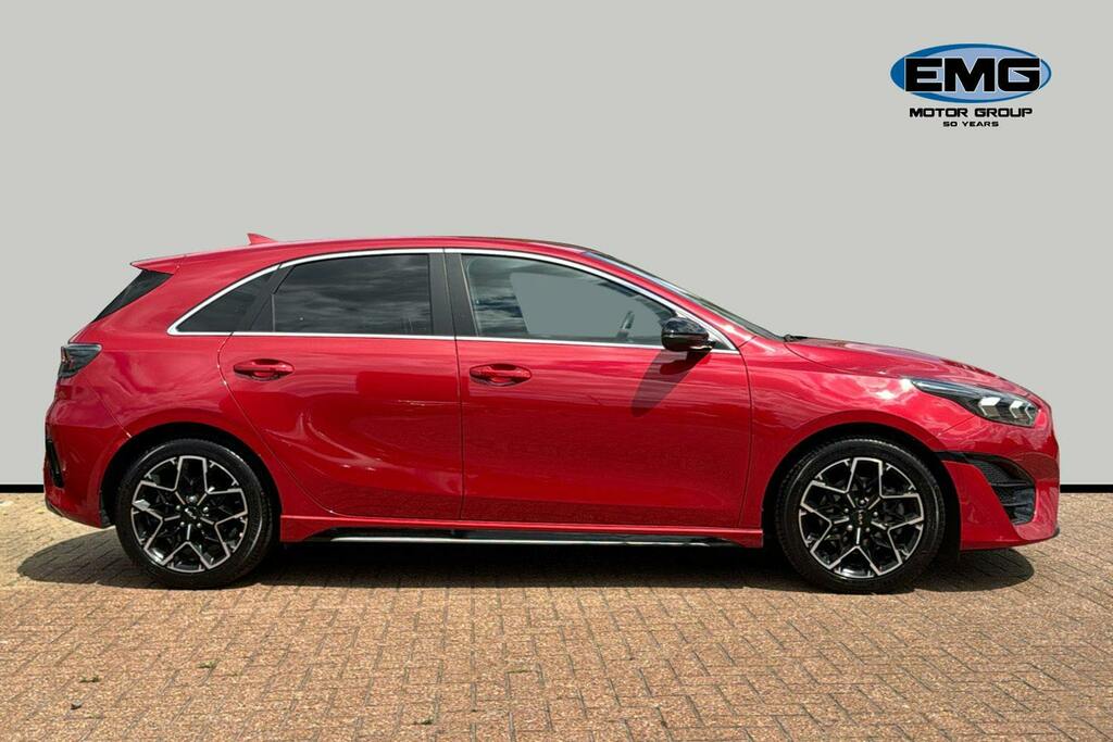 Kia Ceed 1.5 T Gdi Gt Line Hatchback Dct Ss AK25ZWU Red #3