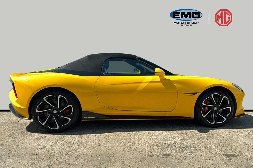 MG Cyberster Dual Motor 77Kwh Gt Convertible HV25XGX Yellow #3