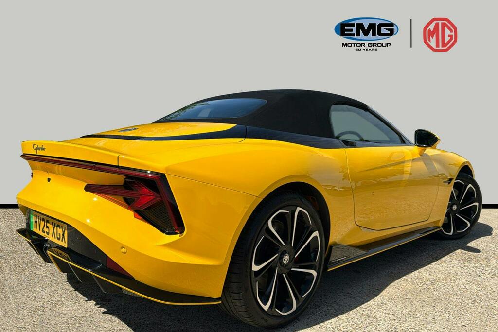 MG Cyberster Dual Motor 77Kwh Gt Convertible HV25XGX Yellow #6