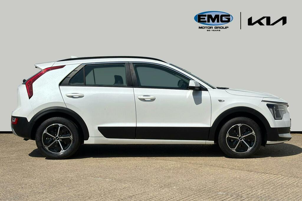 Kia Niro 1.6H Gdi 2 Suv Hybrid Dct Ss EK23FPA White #3