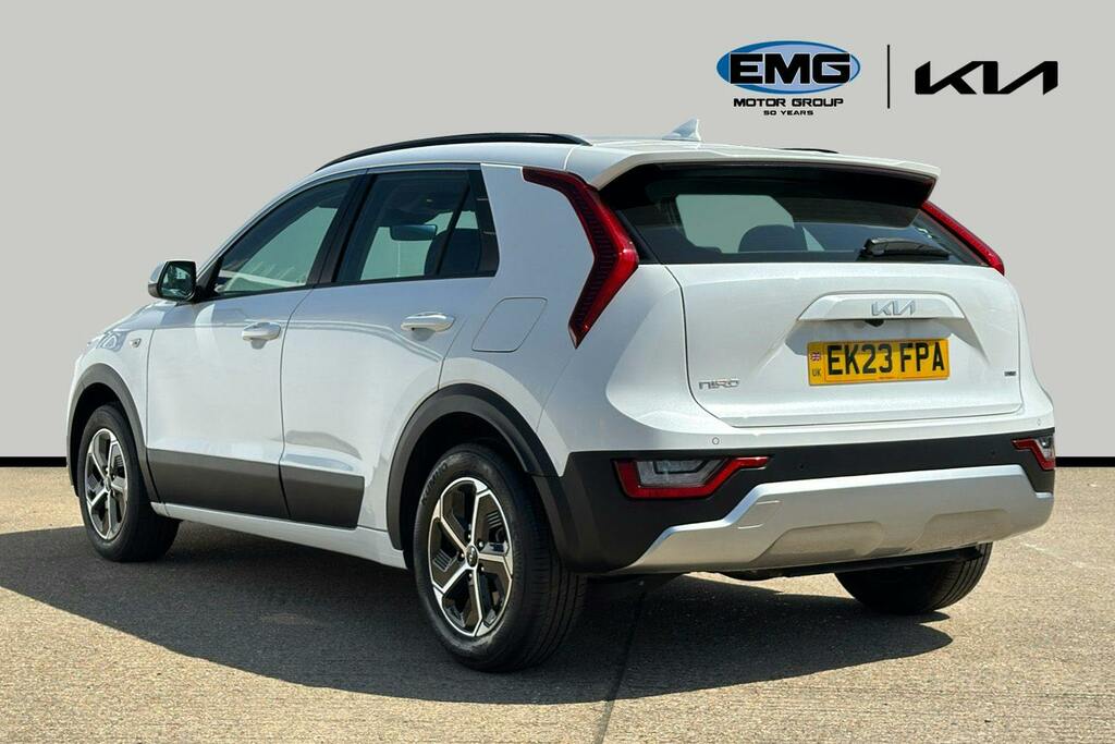 Kia Niro 1.6H Gdi 2 Suv Hybrid Dct Ss EK23FPA White #4
