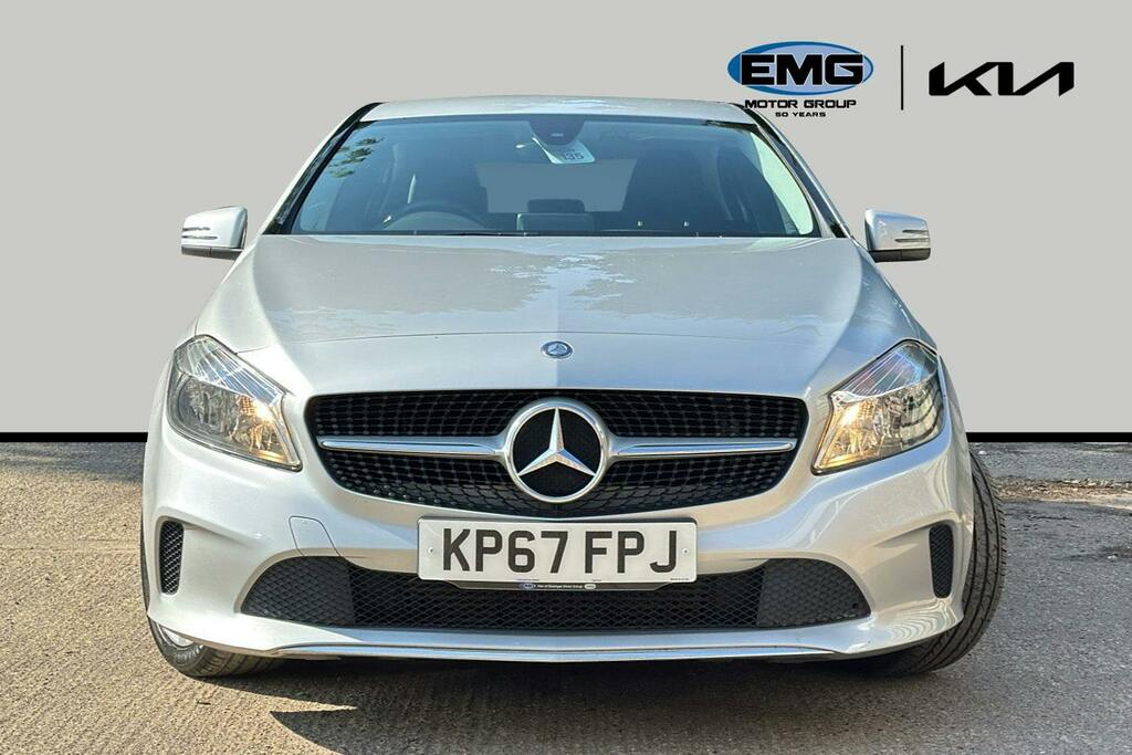 Mercedes-Benz A Class 1.5 A180d Sport Hatchback Ss Silver #2