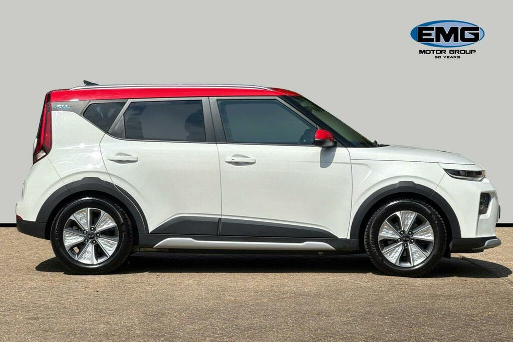 Kia Soul 64Kwh First Edition Suv White #3