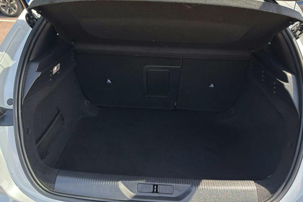 Peugeot 308 1.5 Bluehdi Allure Premium Eat Euro 6 Ss #18