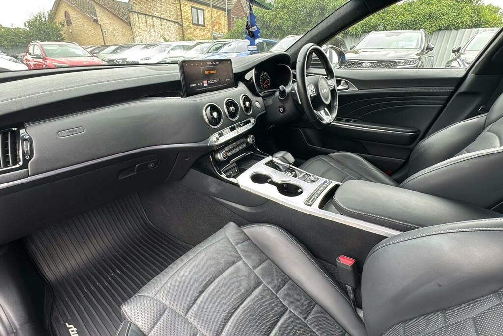 Kia Stinger 3.3L Gt S Red #10