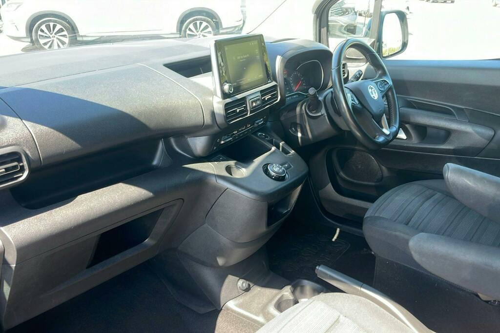Vauxhall Combo Life Professional Converted Micro Camper Conversion Pet Grey #9