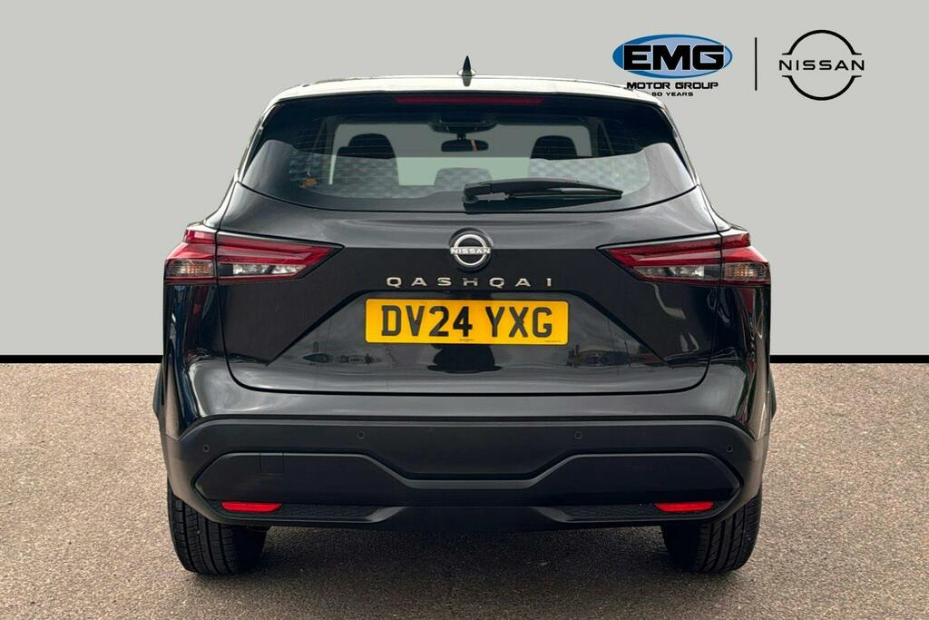 Nissan Qashqai 1.3 Dig T Mhev Acenta Premium Suv Hybri DV24YXG Black #5