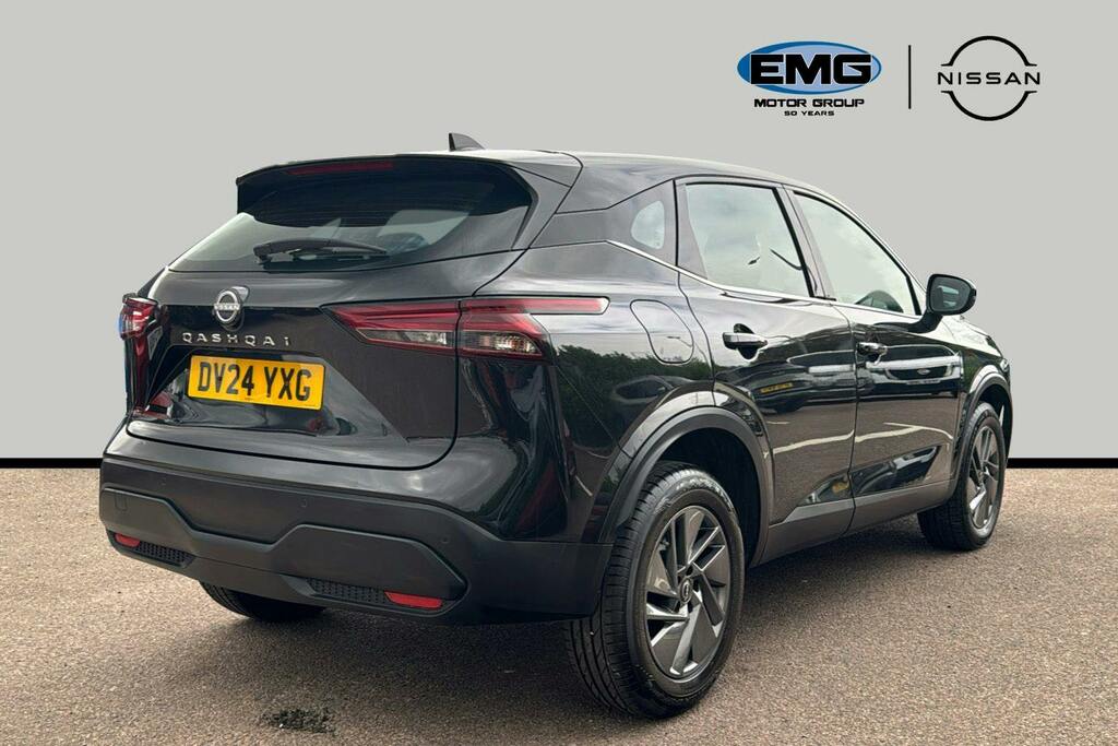 Nissan Qashqai 1.3 Dig T Mhev Acenta Premium Suv Hybri DV24YXG Black #6