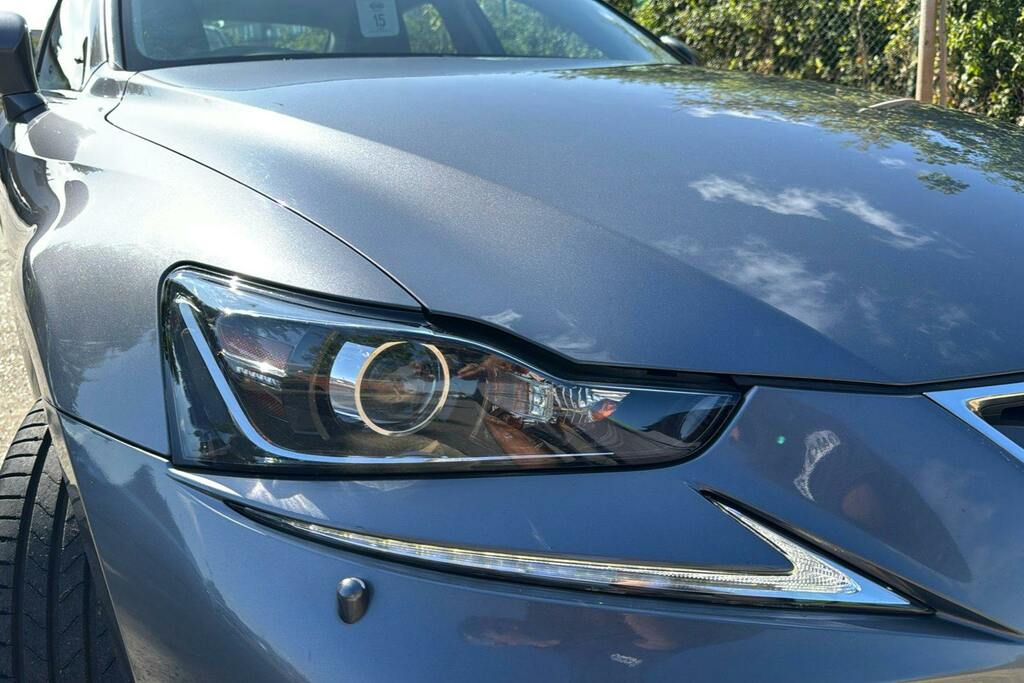 Lexus IS 2.5 300H Executive Edition E-cvt Euro 6 Ss Grey #29