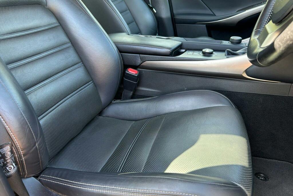 Lexus IS 2.5 300H Executive Edition E-cvt Euro 6 Ss Grey #27