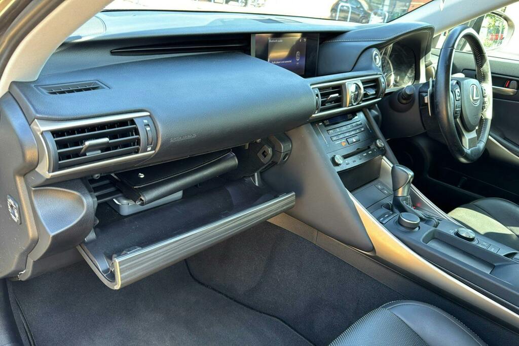 Lexus IS 2.5 300H Executive Edition E-cvt Euro 6 Ss Grey #33