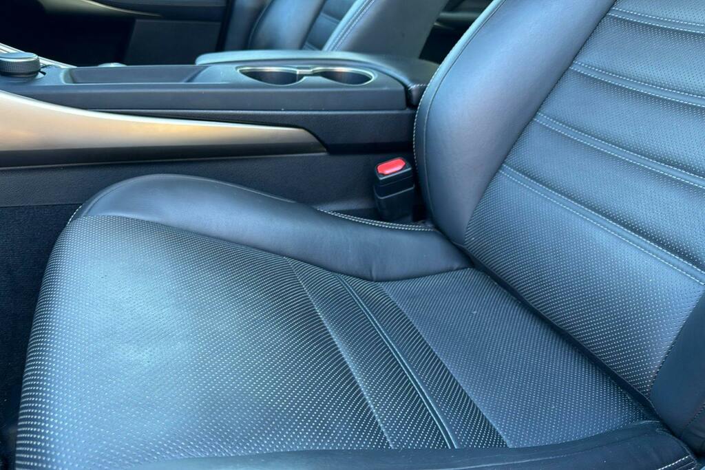 Lexus IS 2.5 300H Executive Edition E-cvt Euro 6 Ss Grey #36