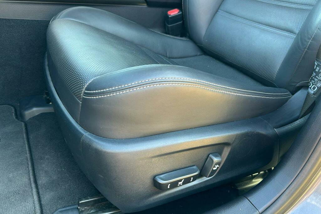 Lexus IS 2.5 300H Executive Edition E-cvt Euro 6 Ss Grey #34