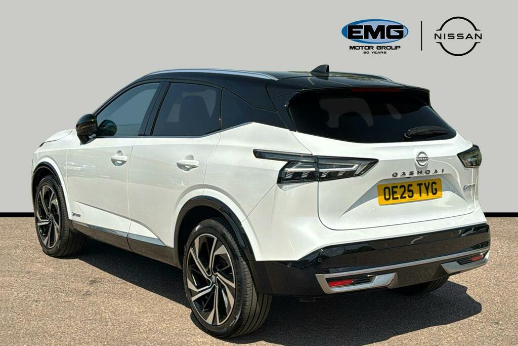 Nissan Qashqai 1.5 H E Power Tekna Plus Suv Hybrid Aut OE25TYG White #4