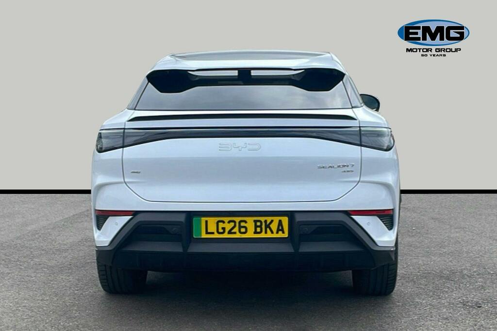 Byd Sealion 7 91.3Kwh Excellence Suv Awd White #5