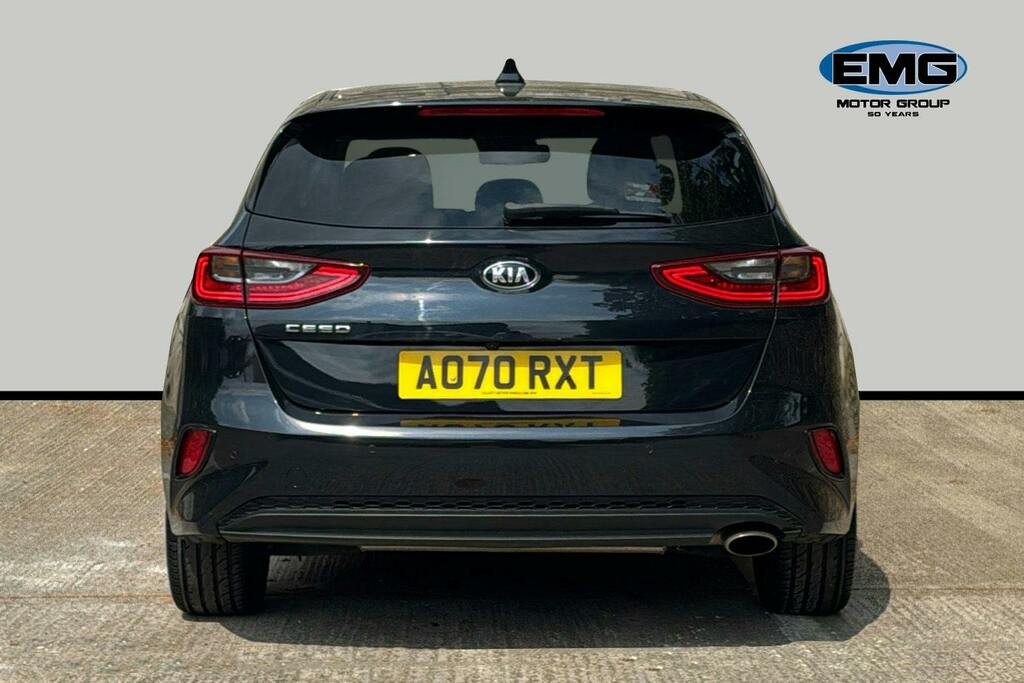 Kia Ceed 1.4 T Gdi 3 Hatchback Dct Ss AO70RXT Black #5
