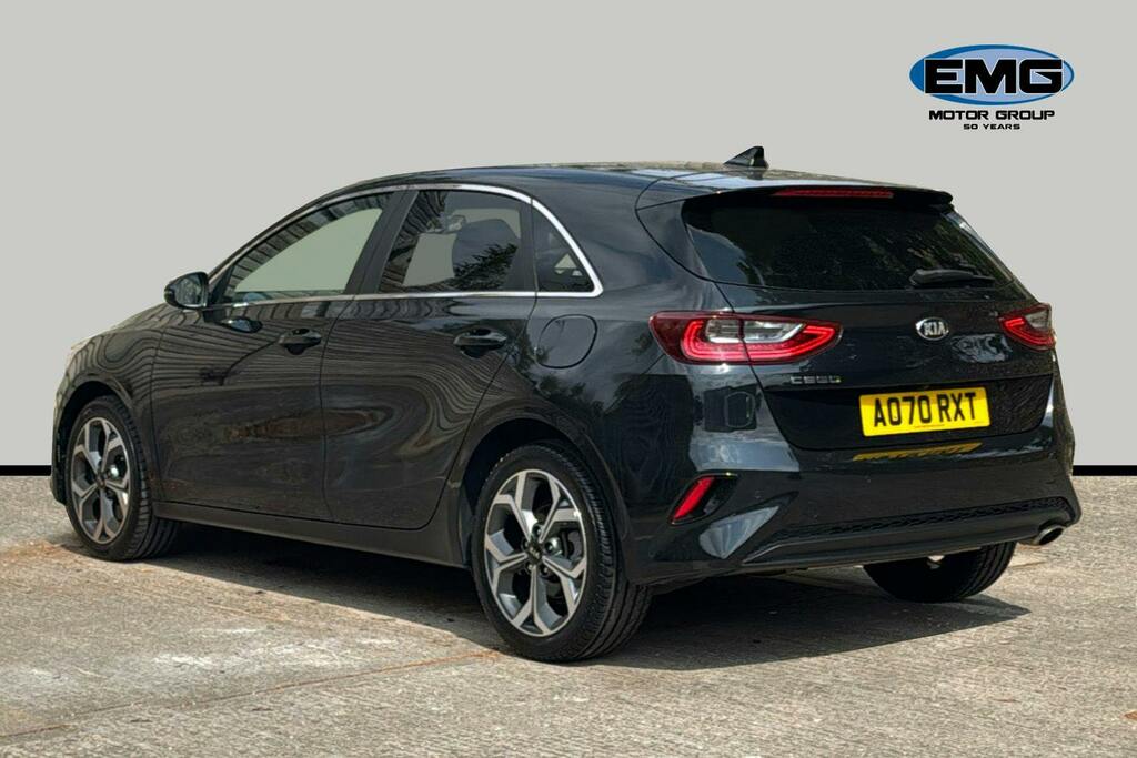 Kia Ceed 1.4 T Gdi 3 Hatchback Dct Ss AO70RXT Black #4
