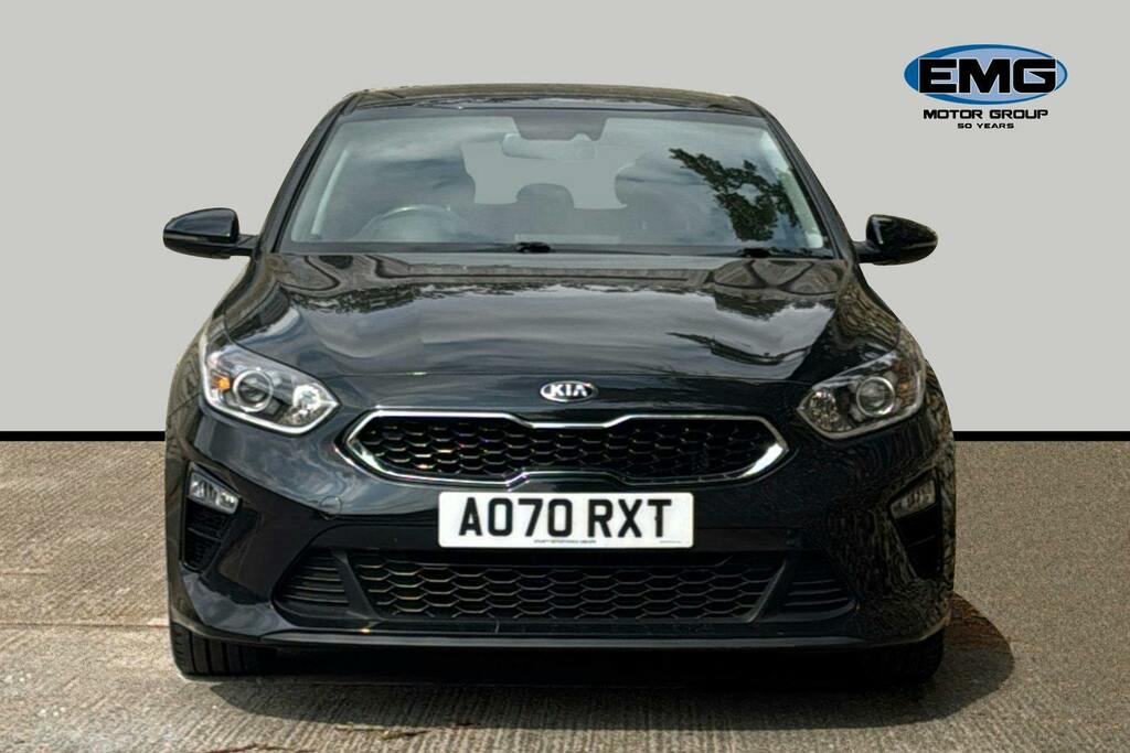Kia Ceed 1.4 T Gdi 3 Hatchback Dct Ss AO70RXT Black #2
