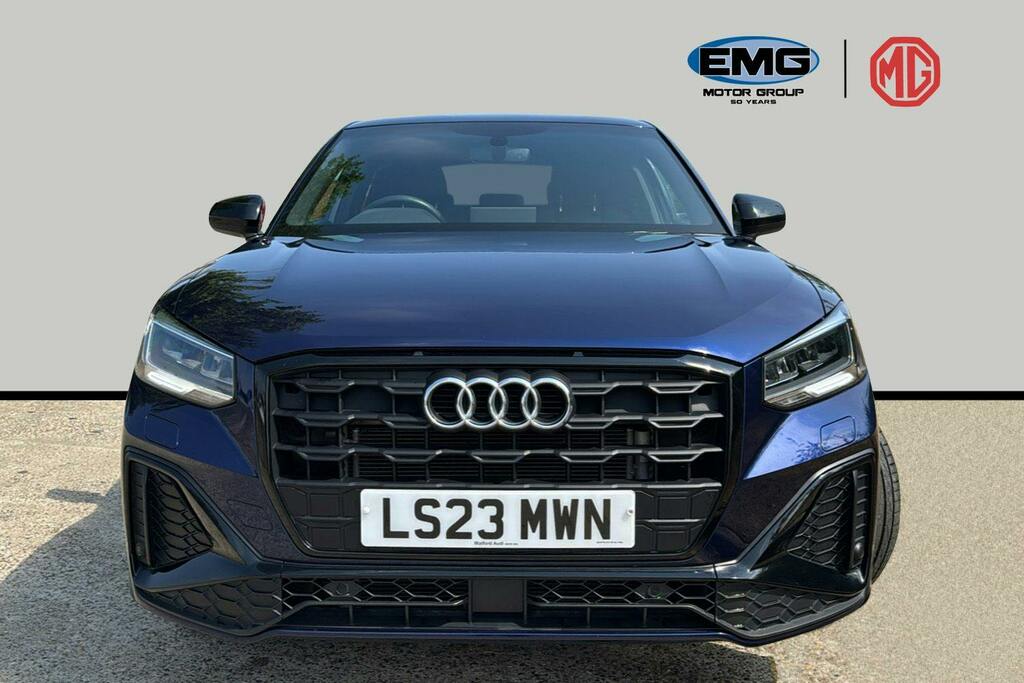 Audi Q2 1.5 Tfsi Cod 35 Black Edition Suv Manua LS23MWN Blue #2