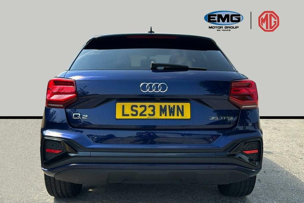 Audi Q2 1.5 Tfsi Cod 35 Black Edition Suv Manua LS23MWN Blue #5