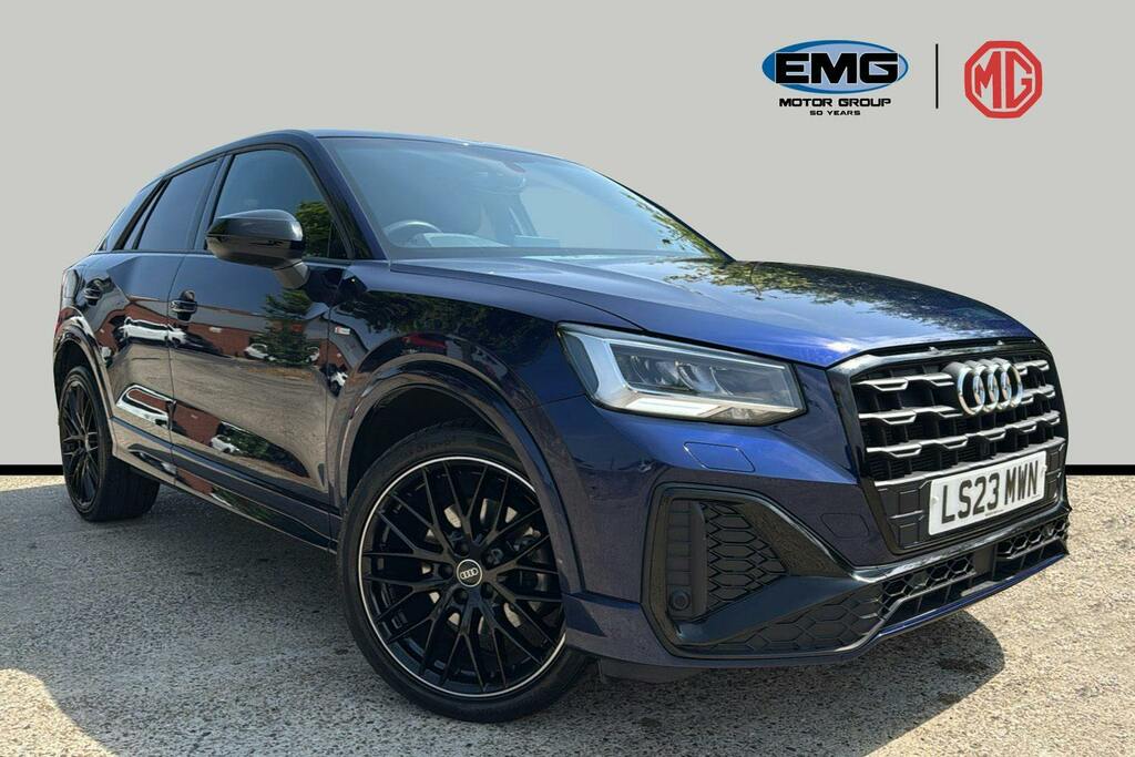 Audi Q2 1.5 Tfsi Cod 35 Black Edition Suv Manua Blue