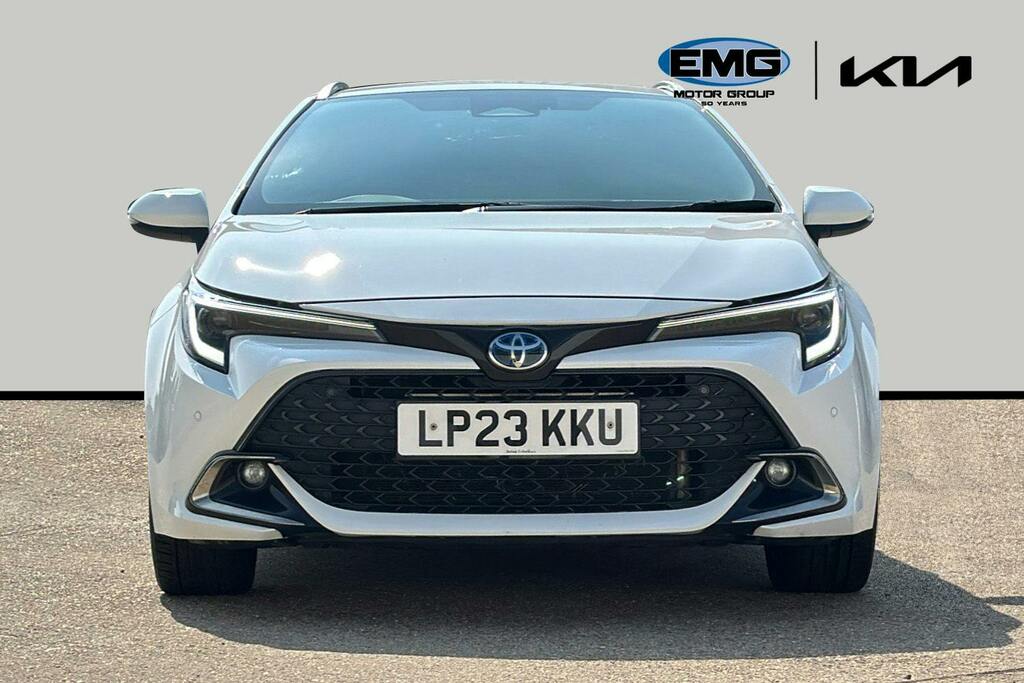 Toyota Corolla 1.8 Vvt H Design Touring Sports Hybrid White #2