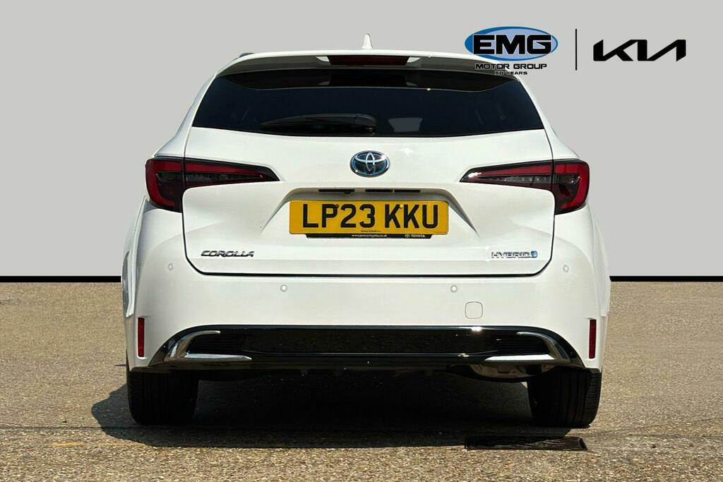 Toyota Corolla 1.8 Vvt H Design Touring Sports Hybrid White #5