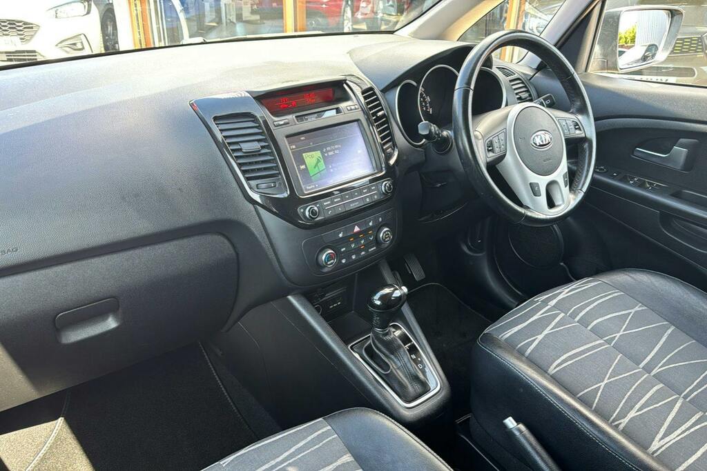 Kia Venga 1.6 4 6 2018 Red #10