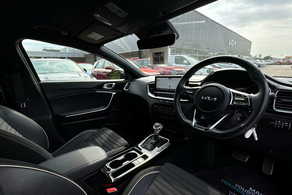 Kia Proceed 1.5T Gdi Isg Gt-line S Dct Red #9