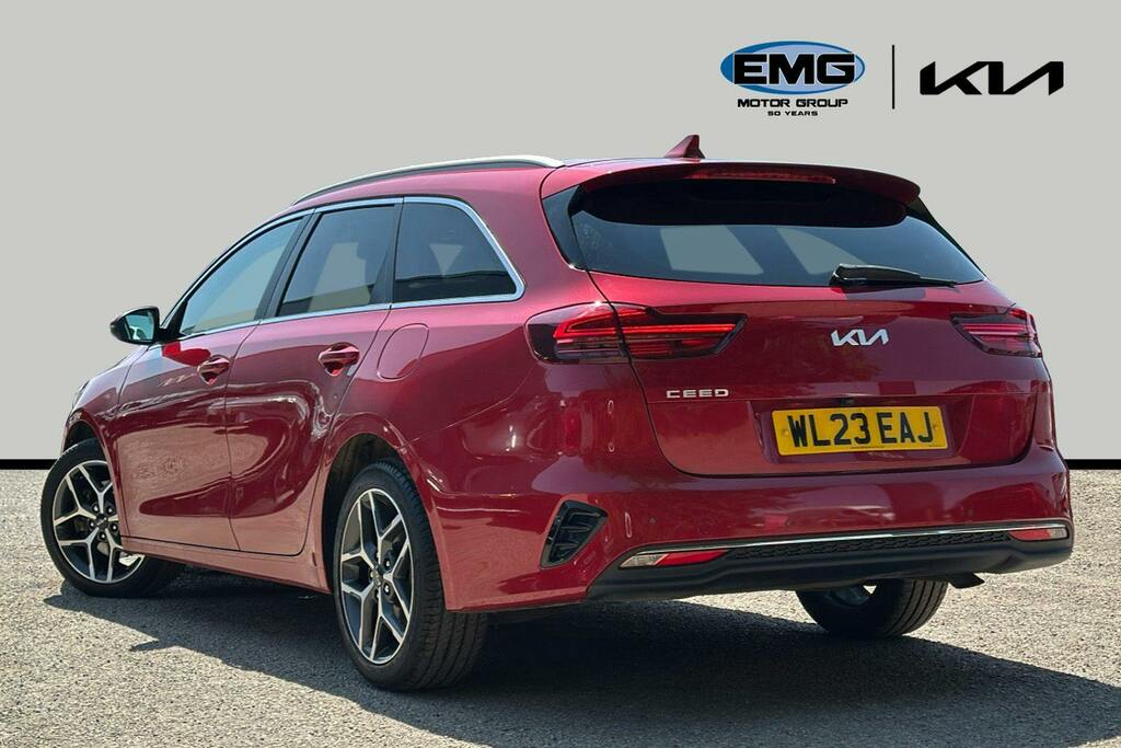 Kia Ceed 1.5 T Gdi 3 Sportswagon Ss WL23EAJ Red #4