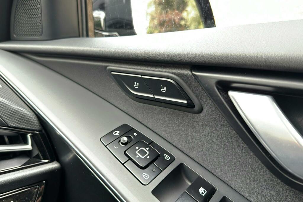 Kia e-Niro 150Kw 2 Nav 65Kwh Grey #23
