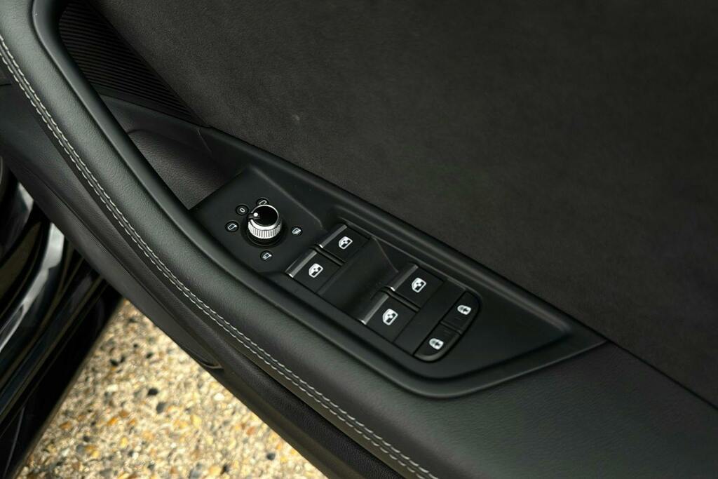 Audi RS4 Avant Rs 4 Avant Carbon Black 450 Ps Tiptronic Grey #26