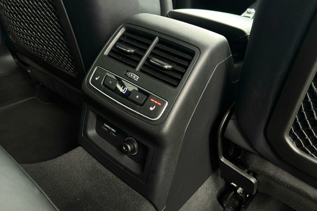 Audi RS4 Avant Rs 4 Avant Carbon Black 450 Ps Tiptronic Grey #33