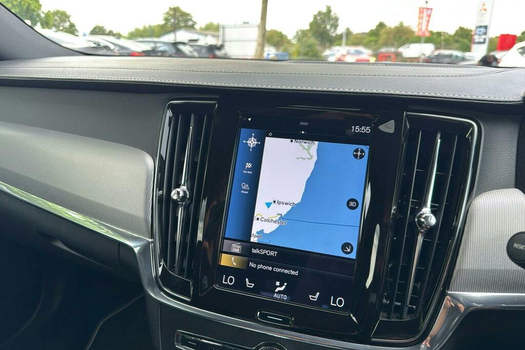 Volvo V90 2.0 D4 R-design Plus 188 Bhp Silver #48