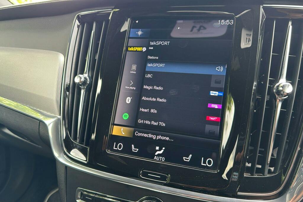Volvo V90 2.0 D4 R-design Plus 188 Bhp Silver #19